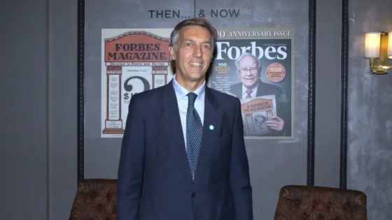 <Gómez Minujín llamó a los inversores a apostar por Argentina y destacó la disciplina fiscal del Gobierno