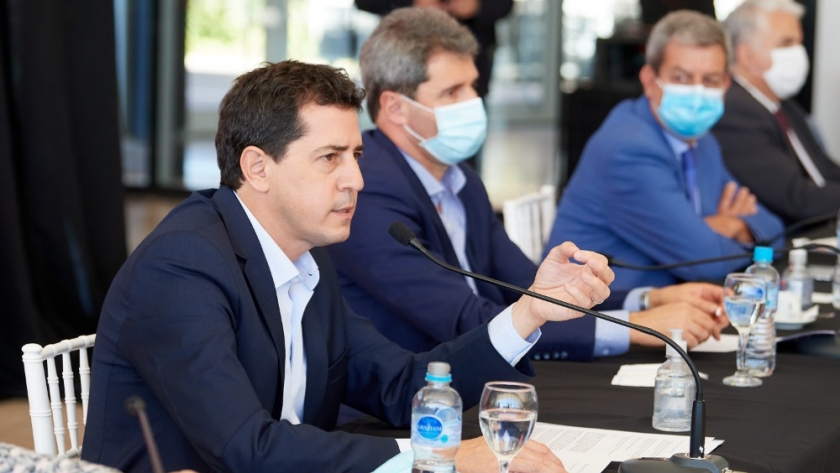 Wado de Pedro en San Juan: “Estamos priorizando la inversión pública en función de aumentar la matriz productiva de las provincias”