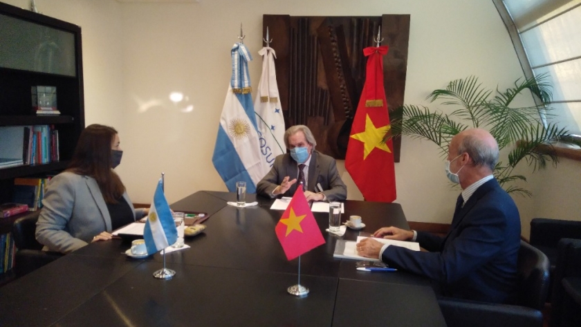 Argentina y Vietnam acordaron profundizar su asociación integral