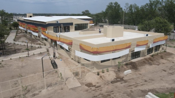 La nueva escuela del barrio 365 Viviendas se encuentra en etapa final de obra