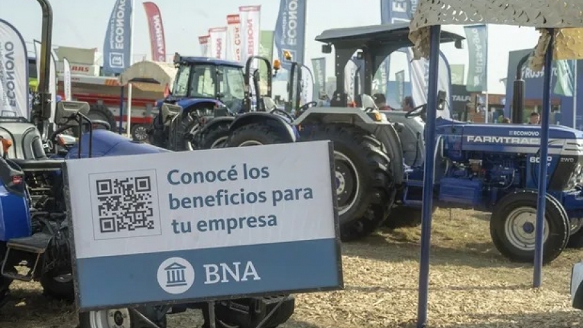 Baja de tasas: cómo quedaron los créditos del Banco Nación para el agro y el récord de 5000 operaciones que se alcanzó para maquinaria nueva