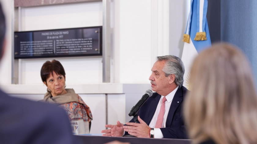 El Consejo Económico y Social le presentó al presidente un proyecto de ley para su institucionalización