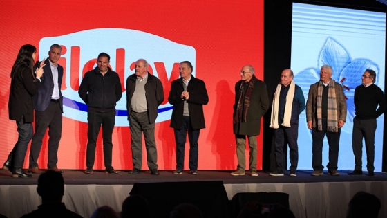 Ilolay presentó el relanzamiento de su marca ante todos sus colaboradores