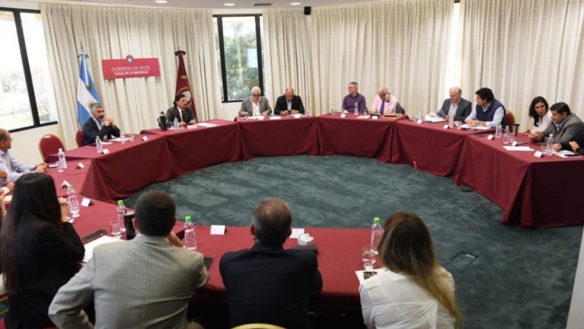 El gobernador Sáenz presidió una nueva reunión del gabinete provincial