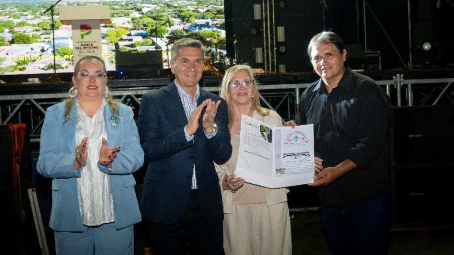 Zdero encabezó el 98° aniversario de Pampa del Infierno y anunció más seguridad, infraestructura y regularización de tierras