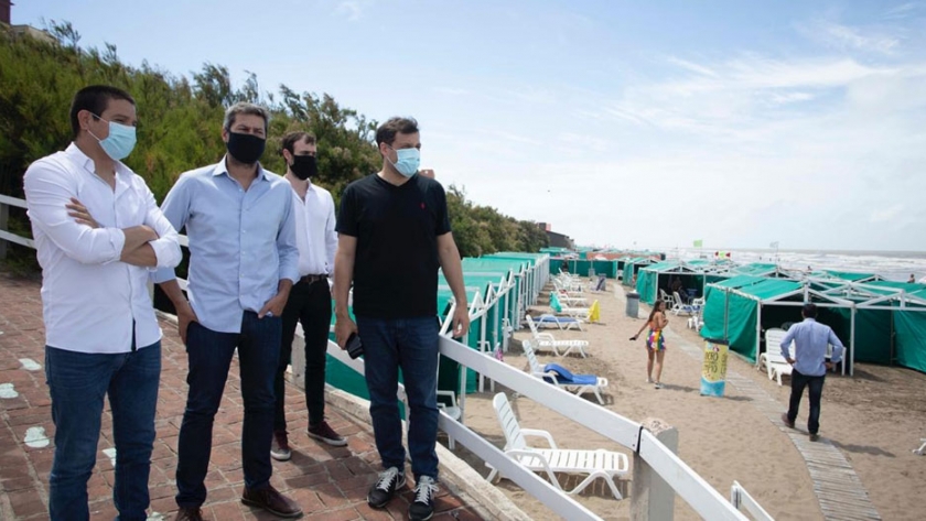 Lammens destacó la importancia de la temporada de verano en una recorrida por Villa Gesell y San Bernardo
