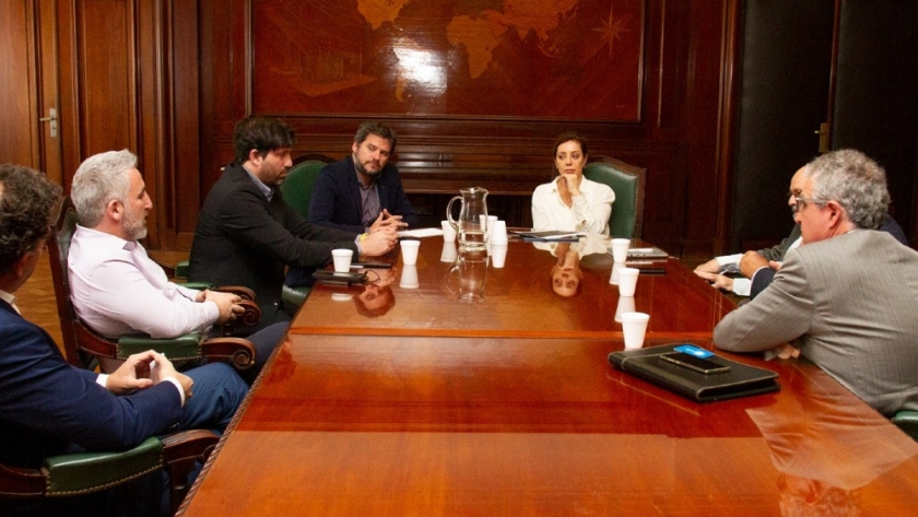 Royon recibió al Observatorio para el Desarrollo Industrial de Petróleo y Gas de Argentina