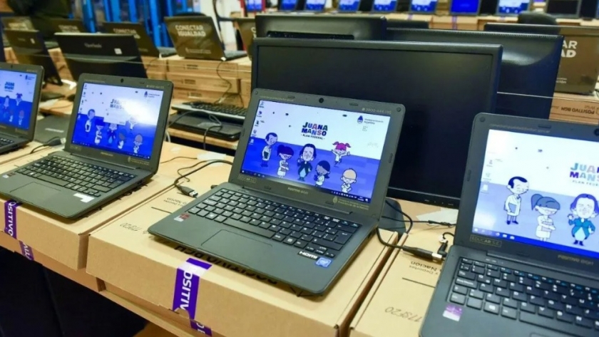 Tras cuatro años, la Argentina vuelve a producir computadoras