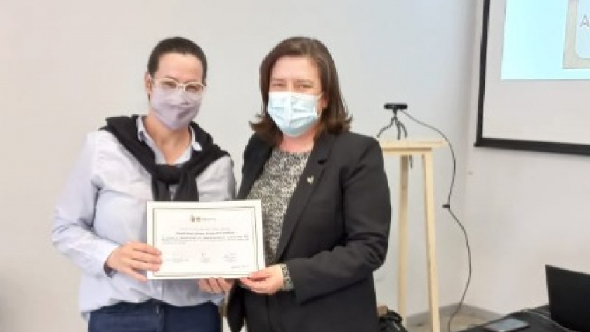 Entrega de certificados de la Diplomatura en Aprovechamiento Sustentable del Bosque Nativo
