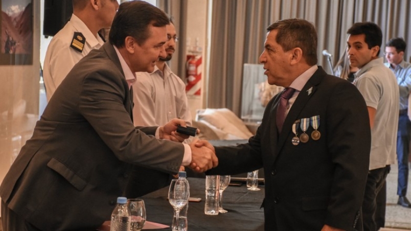 Gobierno distinguió a Veteranos de Guerra de Malvinas