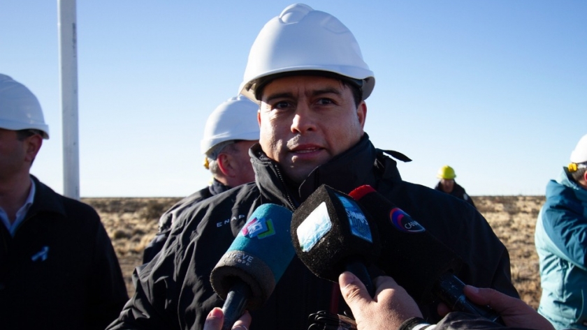 Vidal inauguró la construcción de un acueducto que traerá alivio a la falta de agua en Caleta