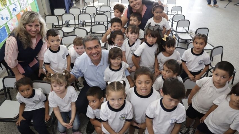 Capitanich inauguró las remodelaciones del jardín de infantes n°166 de Fontana: “trabajamos para garantizar el derecho a educación”