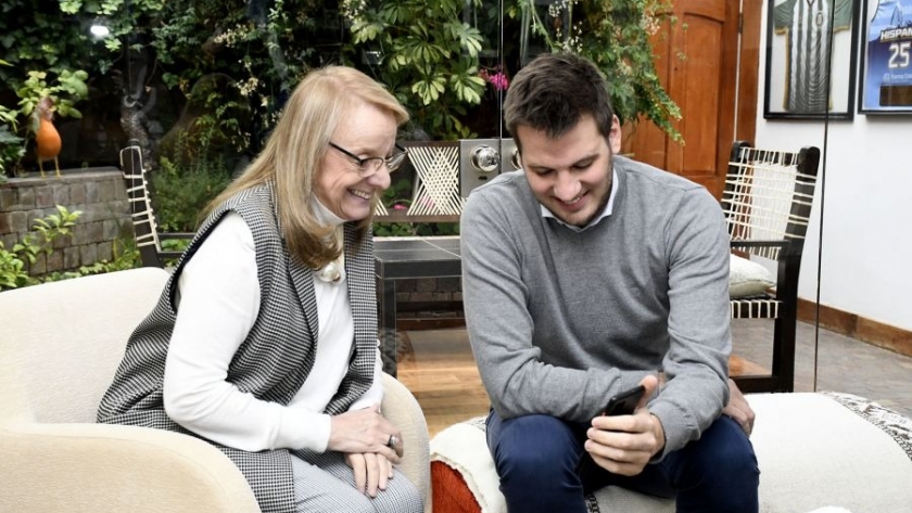 Alicia se reunió con integrantes del equipo de investigación de parques eólicos de Zona Norte
