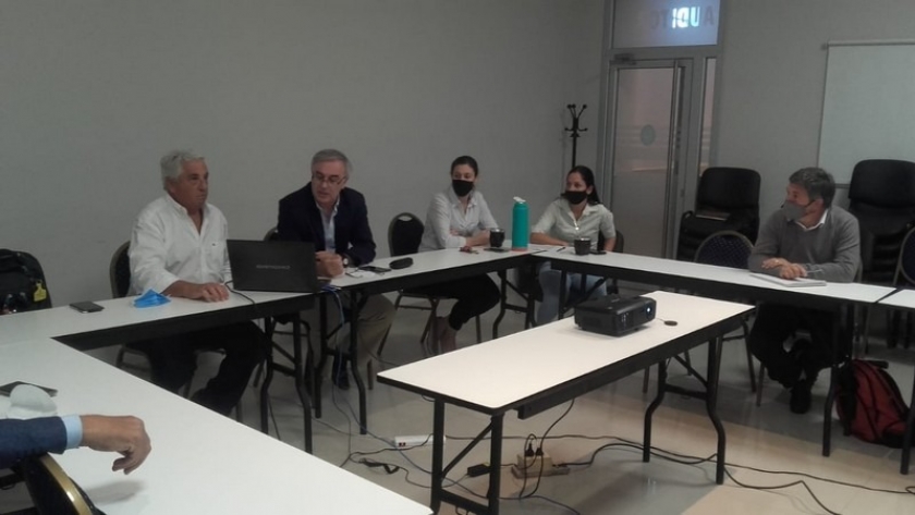 La Mesa Ganadera Provincial avanzó en la elaboración de propuestas para ser presentadas en la Nación