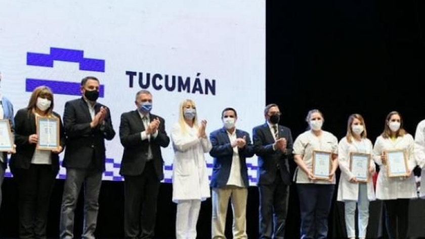 Jaldo otorgó la distinción Marca Tucumán a 200 empresas