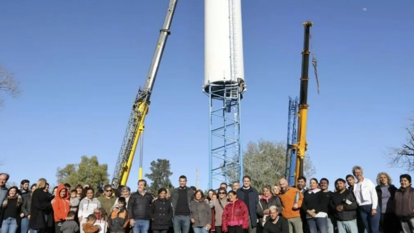 Katopodis recorrió obras de agua potable en General Rodríguez