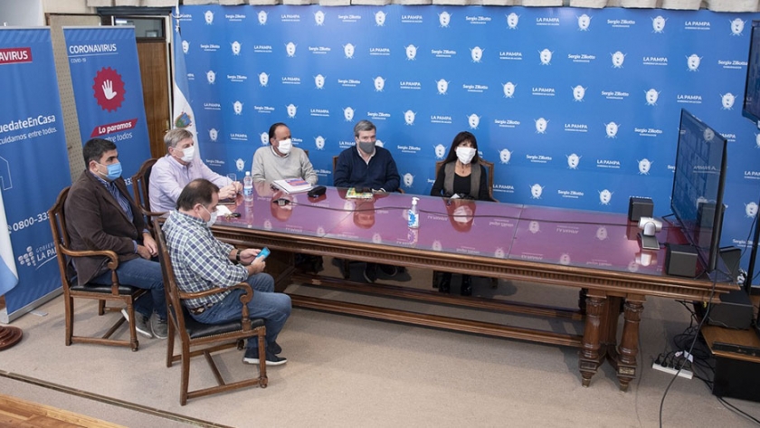 Comienza a analizarse la apertura de restaurantes, bares y confiterías 