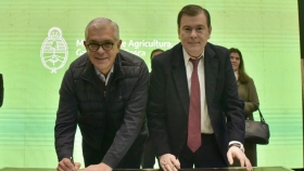 Julián Domínguez y Gerardo Zamora presentaron el Plan GanAr en Santiago del Estero
