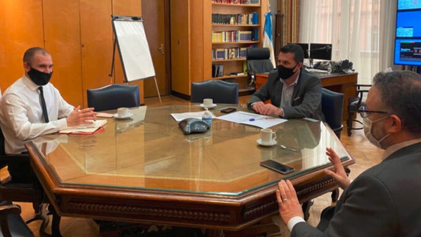 Guzmán y Kulfas se reunieron con Darío Martínez para coordinar el traspaso de la secretaría de Energía y fijar los lineamientos de las políticas para el sector