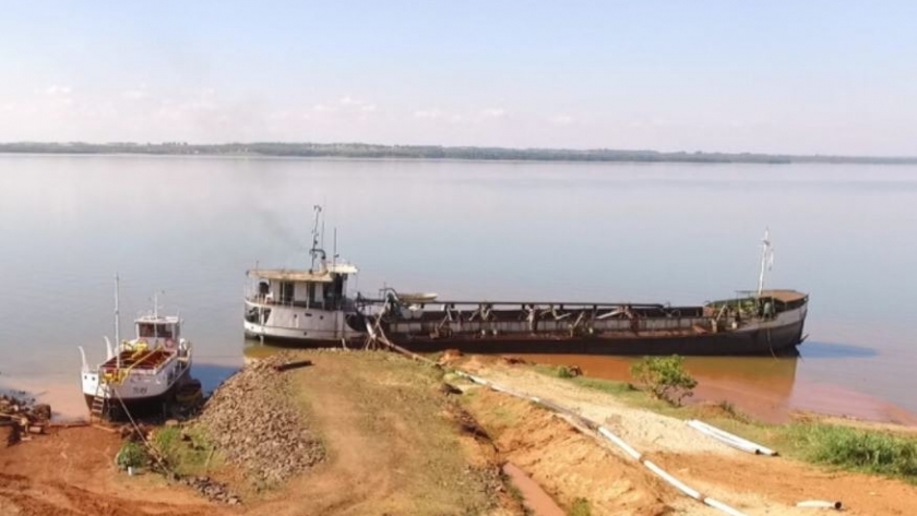 La Secretaría de Minería y Prefectura Naval Argentina coordinaron acciones de fiscalización y control de buques areneros
