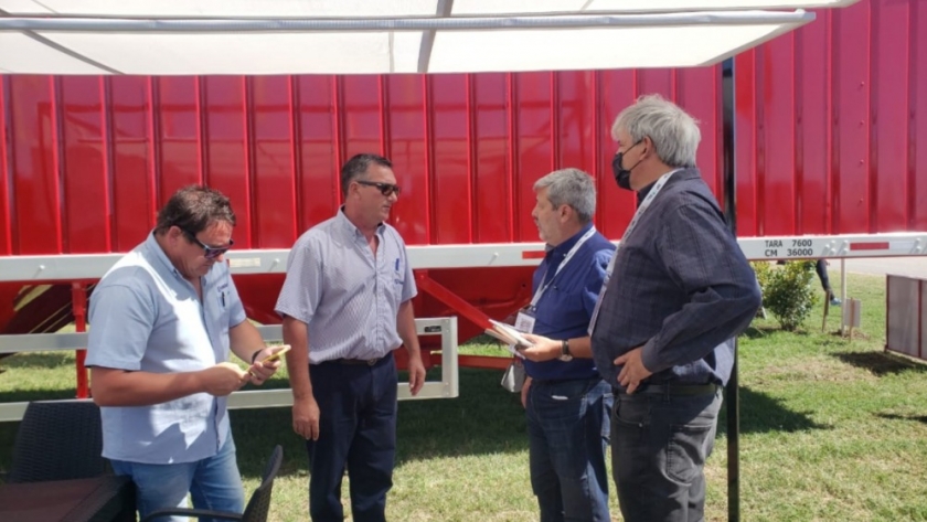 Financiamiento Santa Fe de Pie: en Expoagro se realizaron más de 100 solicitudes de crédito para compra de maquinaria agrícola