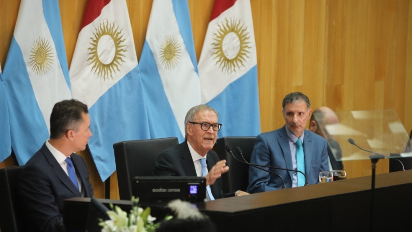 Schiaretti dejó inaugurado el 145° período de sesiones legislativas en la Legislatura provincial