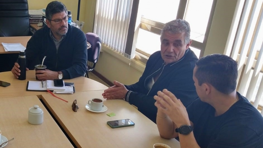 Residuos pesqueros: Se avanza en la firma de un convenio de trabajo para remediar el impacto ambiental de la actividad