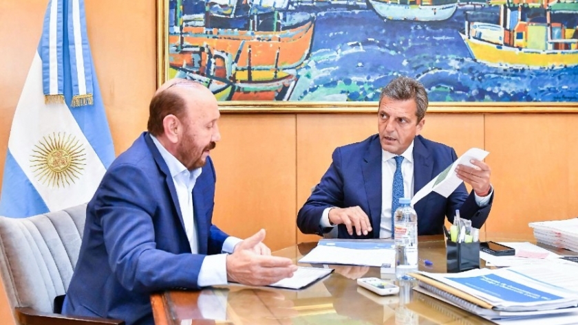 Insfrán y Massa avanzaron en el proyecto del Acueducto para el Desarrollo Social y Productivo