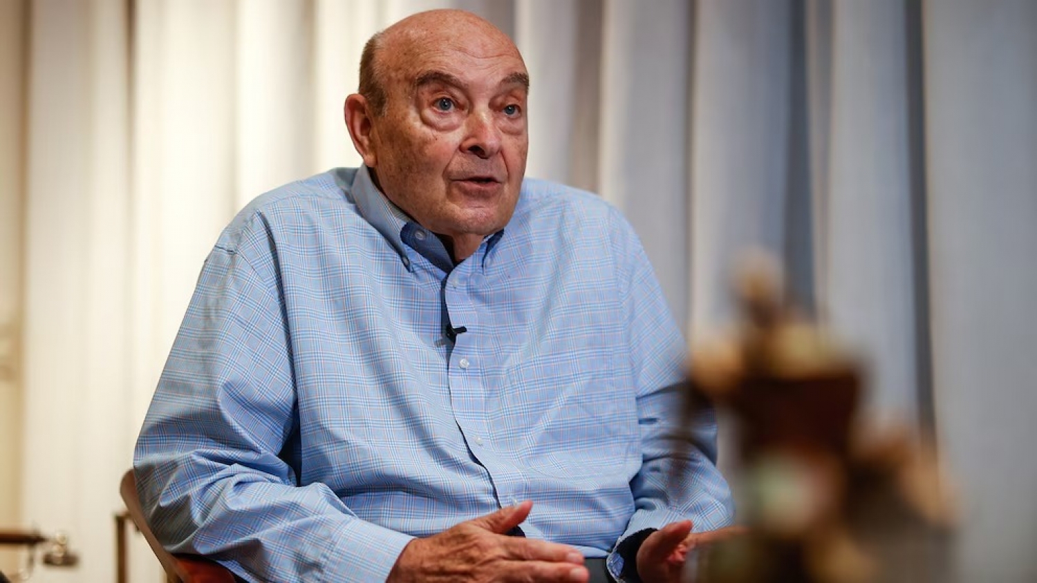 Cavallo presiona por el fin del cepo y advierte sobre trabas que sostienen alto el riesgo país