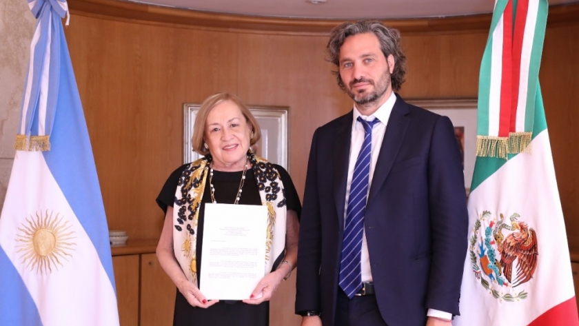 El canciller argentino Cafiero analizó con la nueva embajadora de México la agenda bilateral