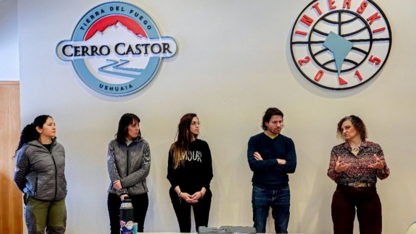 El Ministerio de Trabajo y Empleo suma mano de obra local en el Cerro Castor