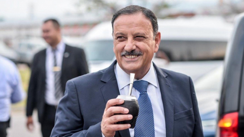 El gobernador Ricardo Quintela decidió adelantar 11.500.000 pesos de los subsidios que se otorgan al transporte