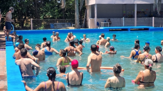 Curso de Natación en Cecir: una propuesta para adolescentes y adultos