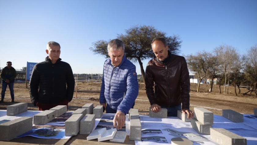 Schiaretti recorrió la obra del nuevo Parque Bustos