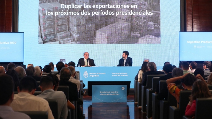 Mendiguren: “Si seguimos este rumbo productivo a Argentina en pocos años le van a sobrar los dólares para desarrollarse”