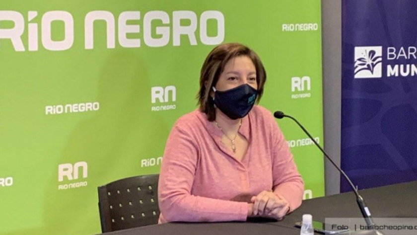 Arabela: "Estamos mejorando la calidad de vida de vecinos de Fernández Oro"