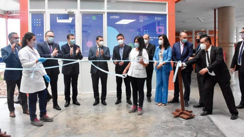 El Gobernador y el ministro Kulfas inauguraron el primer laboratorio de análisis de alimentos de la región