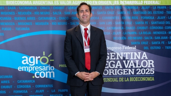 Juan Pablo Brichta: “En una simple muestra de suelo descansa nuestro futuro”