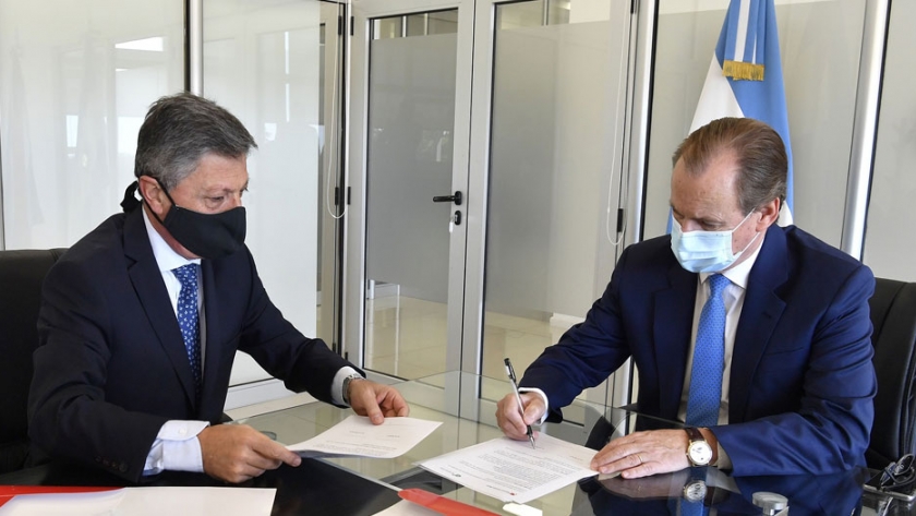 Bordet anunció financiamiento para la inversión productiva de pequeñas empresas por 1.500 millones de pesos