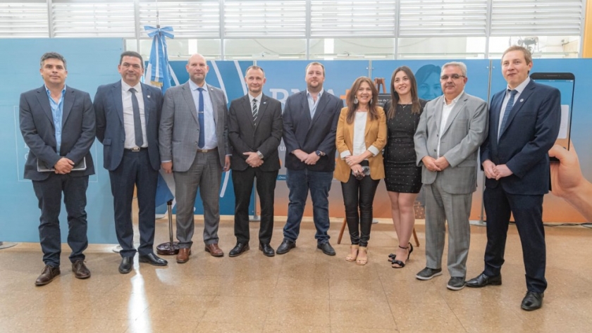 Raúl Jalil participó de la celebración de los 100 años del Banco Nación en Andalgalá