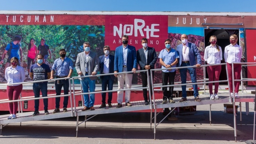 El ministro Luis Maubecín participó en La Rioja del acto de clausura del Trailer del Ente Norte
