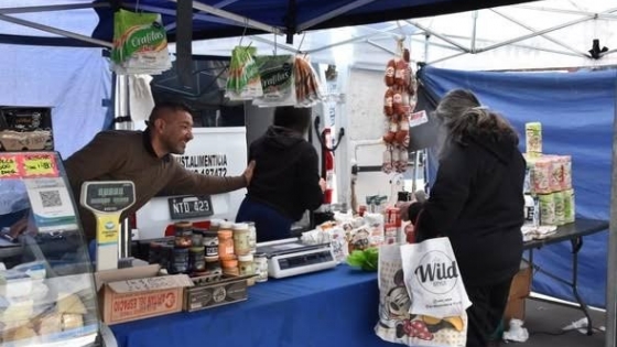 Berisso amplió su feria de Mercados Bonaerenses