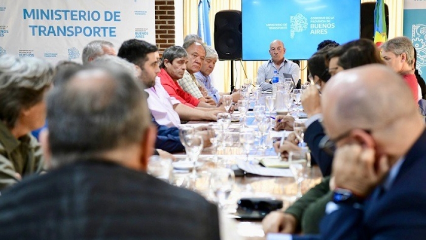 Acuerdo de una nueva tarifa de referencia con dirigentes de cargas y del agro
