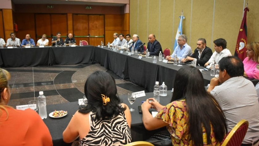 El Gobierno provincial adelantó para enero el inicio de las negociaciones salariales 2023