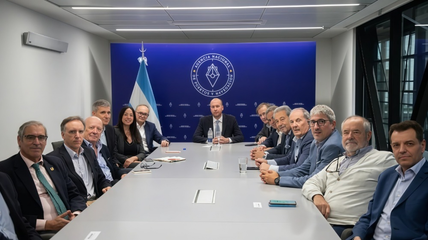 Jan De Nul quedó a un paso de quedarse con la Hidrovía