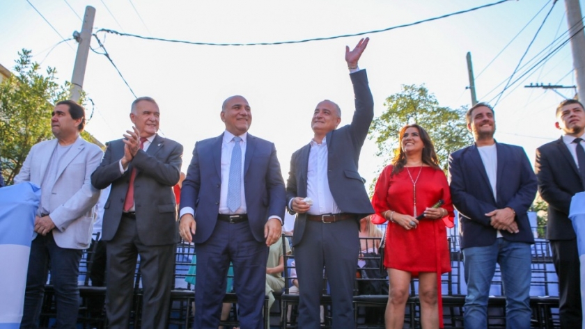 Cabandié formó parte de la inauguración del Mercado Municipal de Tafí Viejo