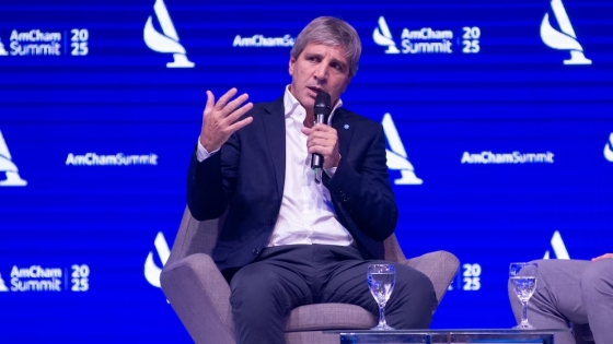 Luis Caputo y la fórmula del éxito: simplificar para avanzar en la economía argentina