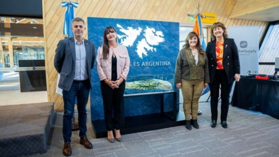 Gobierno acompañó la inauguración del espacio que rinde homenaje a veteranos y veteranas de Malvinas en el Aeropuerto de Ushuaia