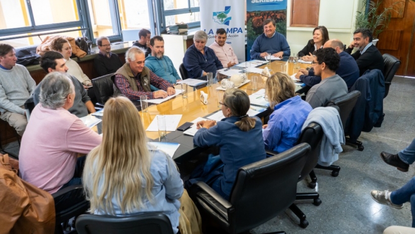 Se realizó la primera reunión de la “Mesa de Cadena Apícola”