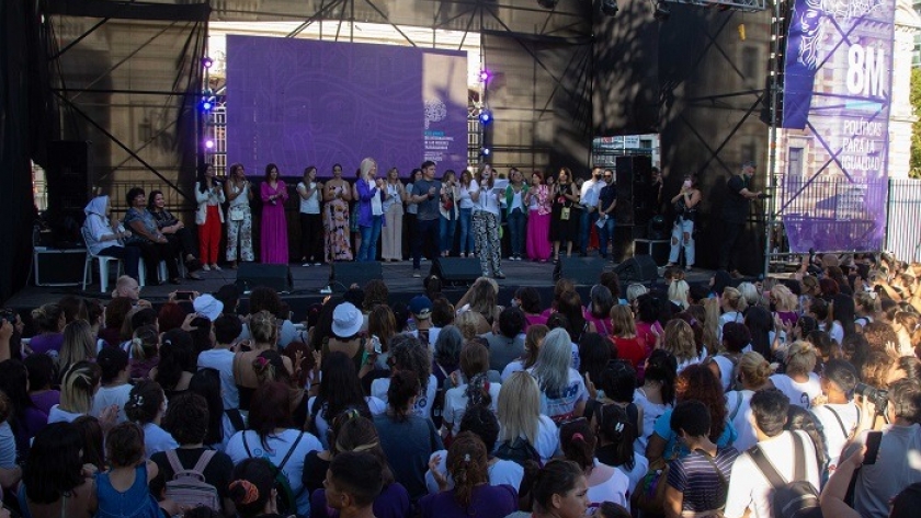 Conmemoración del Día Internacional de las Mujeres Trabajadoras